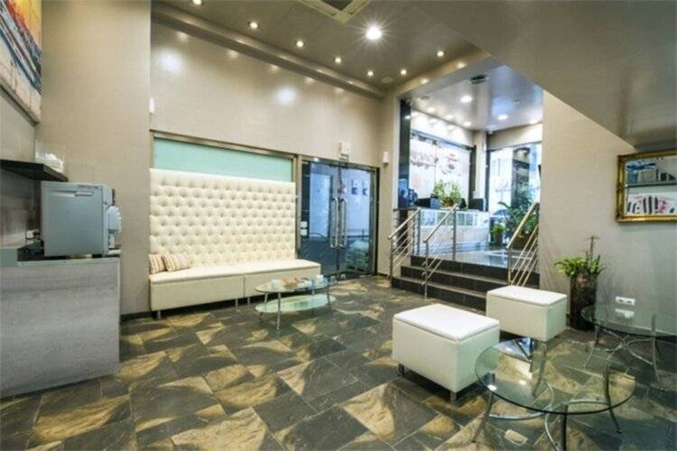 Piraeus City Hotel
