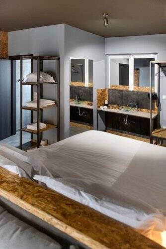 Piraeus Premium Suites