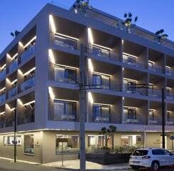 $item['hotel']['name']