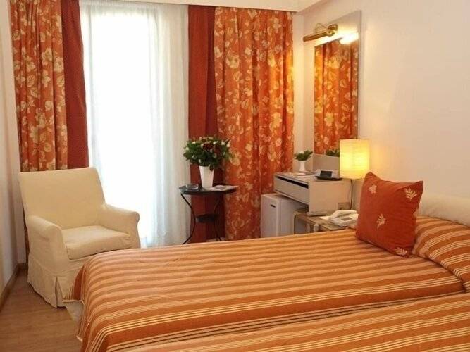 The Park Hotel Piraeus