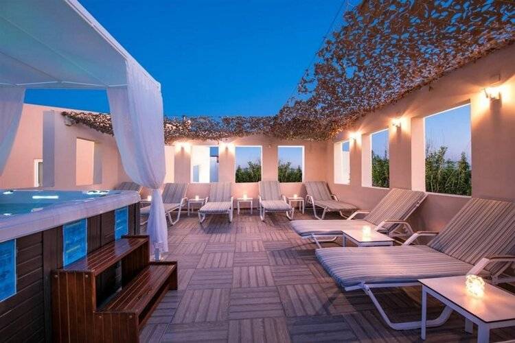 Omiros Boutique Hotel (Adults Only 18+)