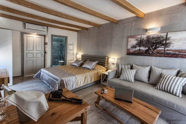Omiros Boutique Hotel (Adults Only 18+)