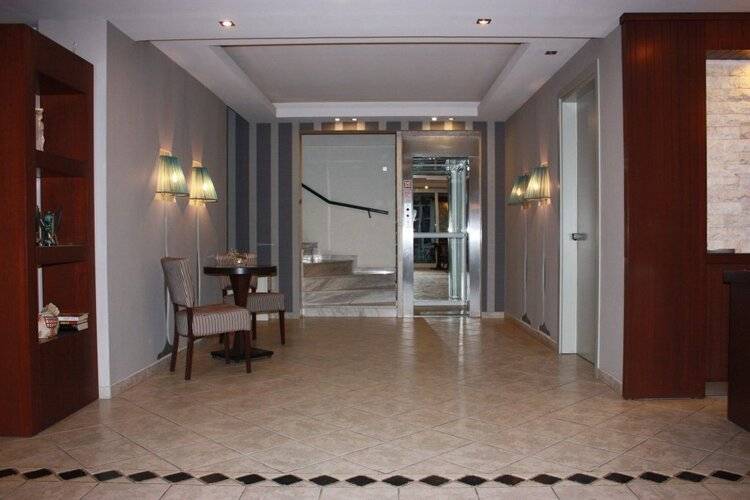 Hotel Cariatis