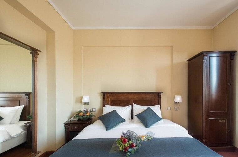 Perea Hotel