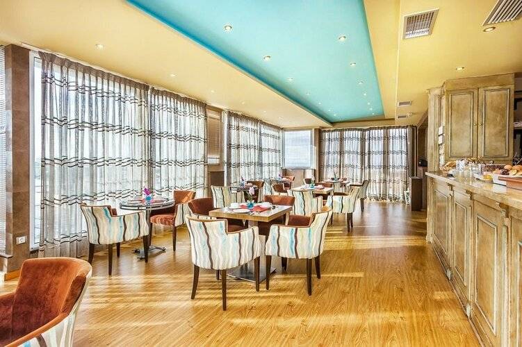 Perea Hotel