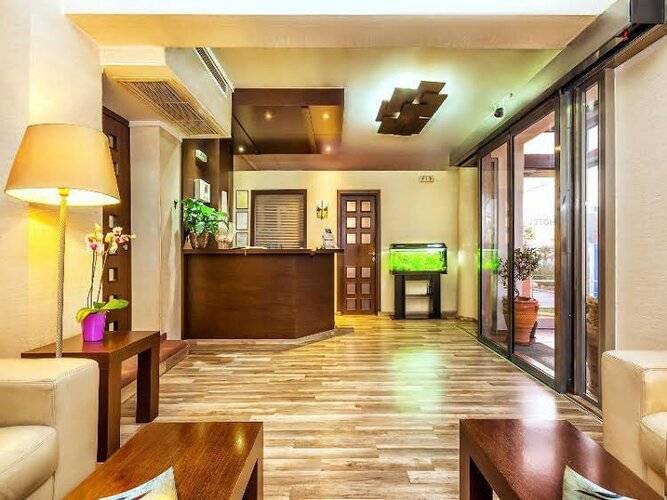 Perea Hotel