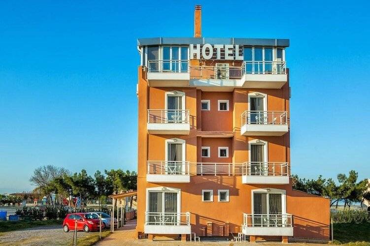 Perea Hotel