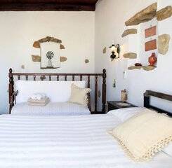 $item['hotel']['name']