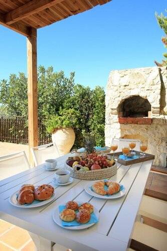 Cretan Villas