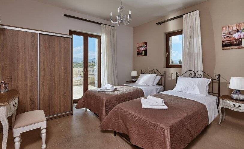 Orelia Cretan Villas & Deluxe Apartments