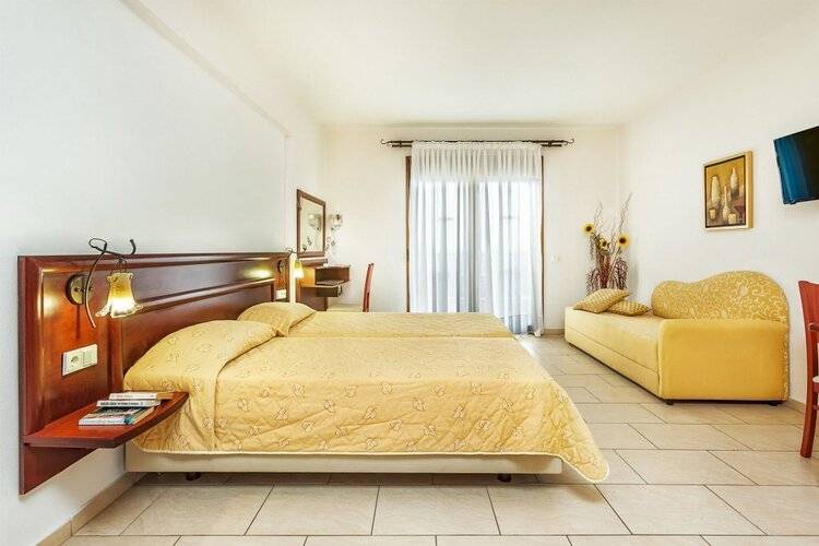 Nereides Hotel