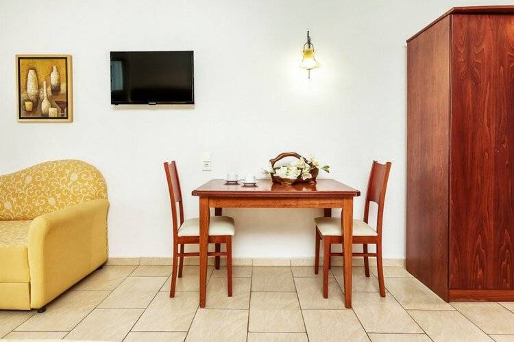 Nereides Hotel