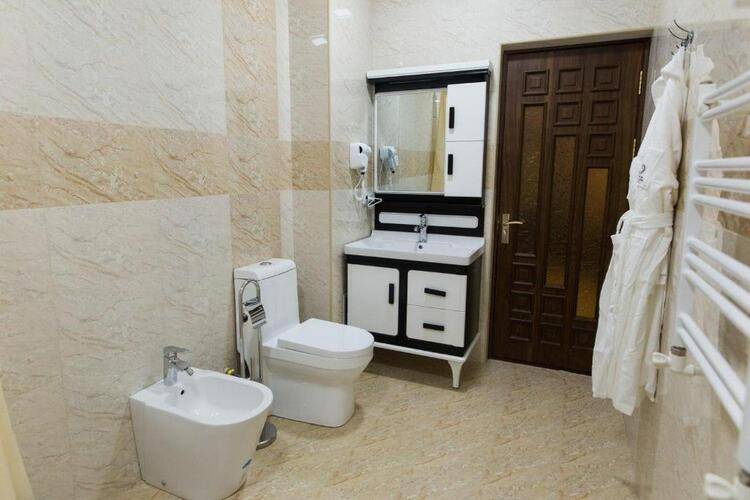 Alexandr Hotel