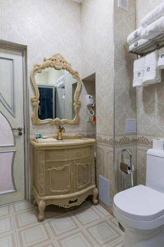 Alexandr Hotel