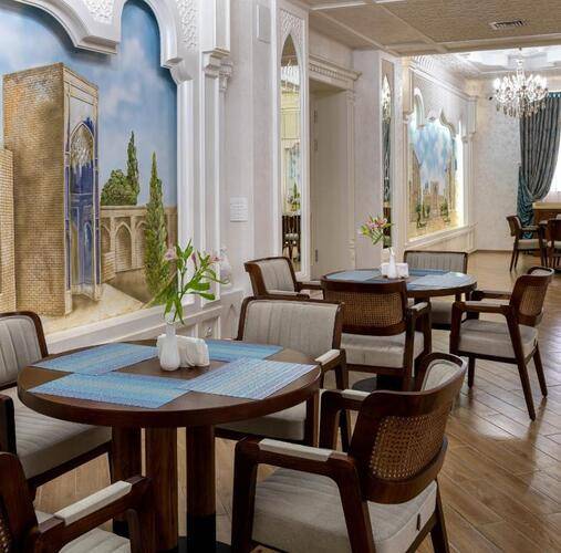 Zarafshon Parkside Hotel