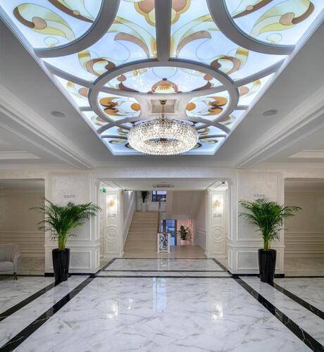 Zarafshon Parkside Hotel