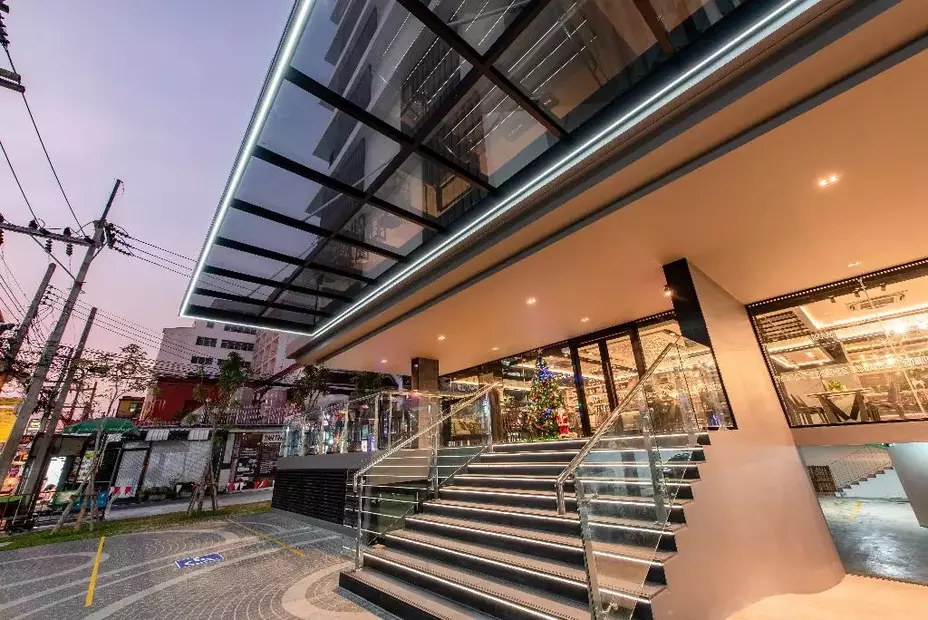 Blackwoods Hotel Pattaya