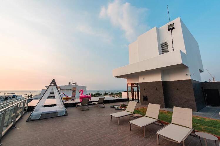 Blackwoods Hotel Pattaya