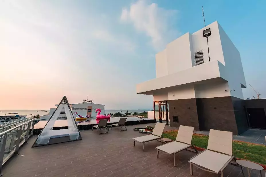 Blackwoods Hotel Pattaya