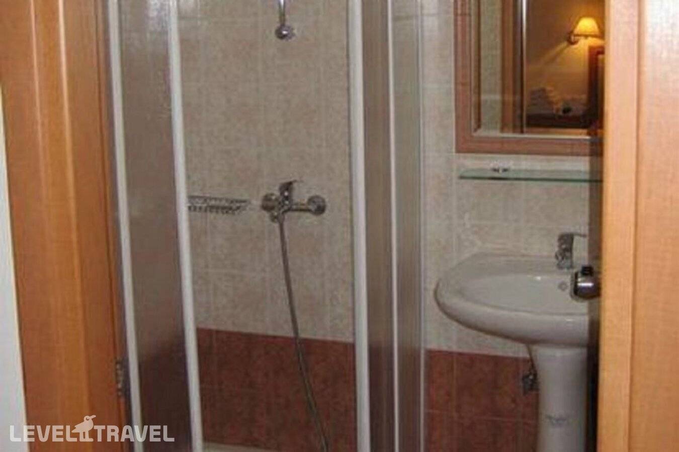 Изображение отеля 8