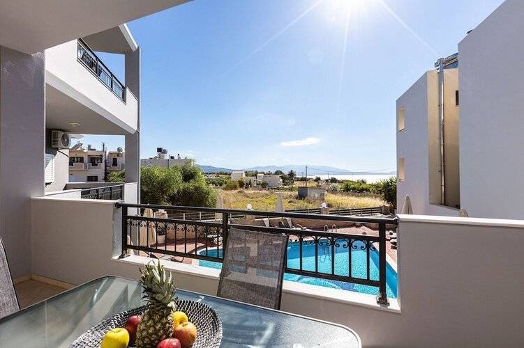 Helena's Aparthotel