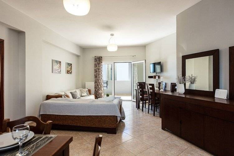 Helena's Aparthotel