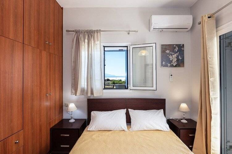 Helena's Aparthotel