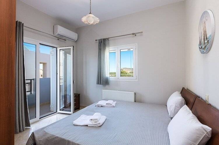 Helena's Aparthotel