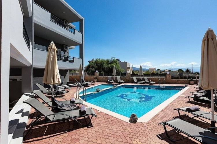Helena's Aparthotel