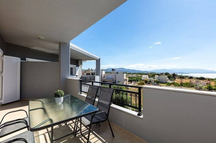 Helena's Aparthotel