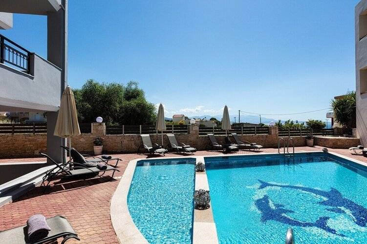 Helena's Aparthotel