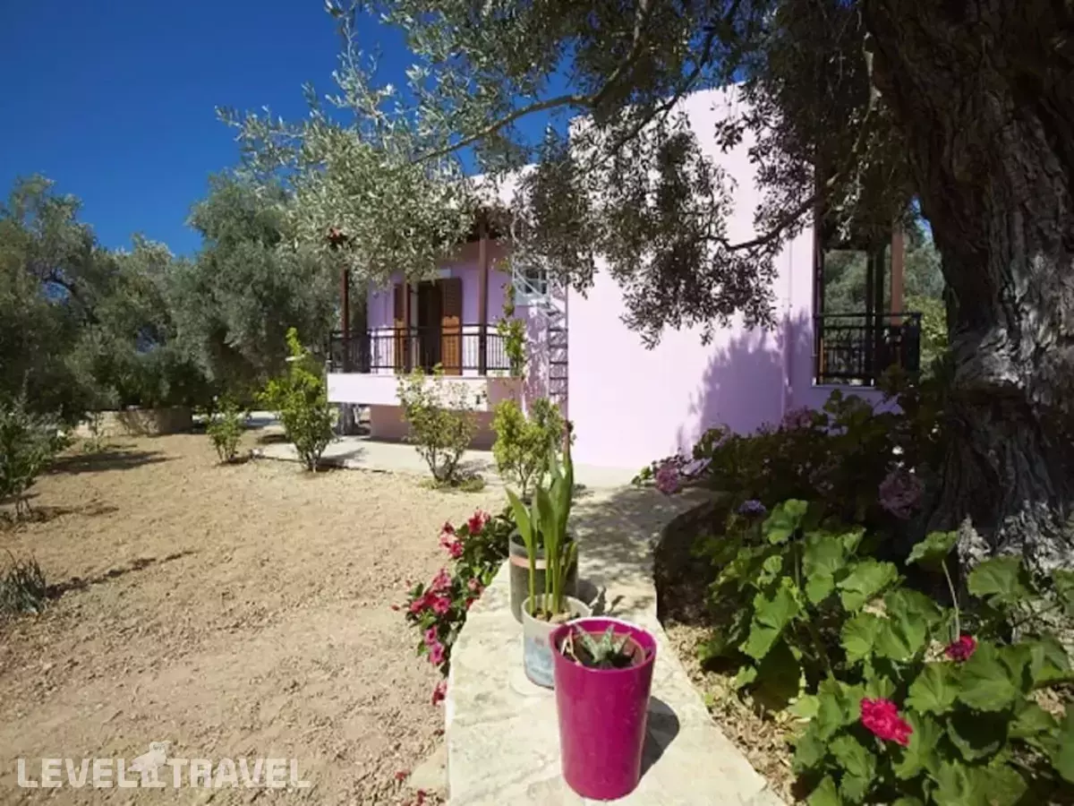 Nice Villa On Small, Beautiful Complex Of 3 Villas, Communal Pool, Nw Coast