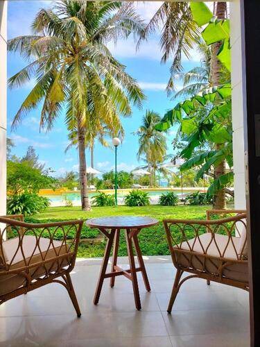 Pax Ana Doc Let Resort & Spa