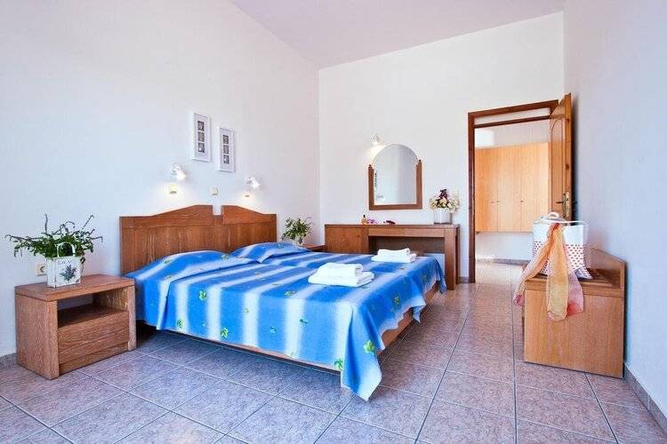 Anthemis Apartment