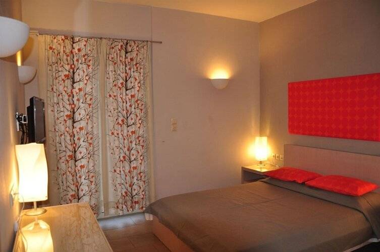Kavos Hotel