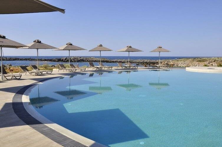 Kavos Hotel