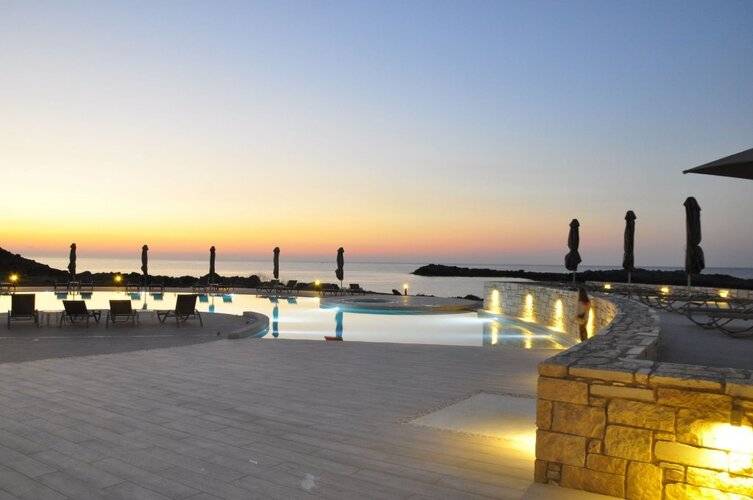 Kavos Hotel