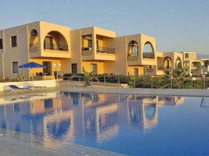 Nanakis Beach Apartments