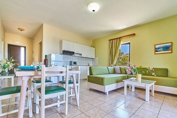 Nanakis Beach Apartments