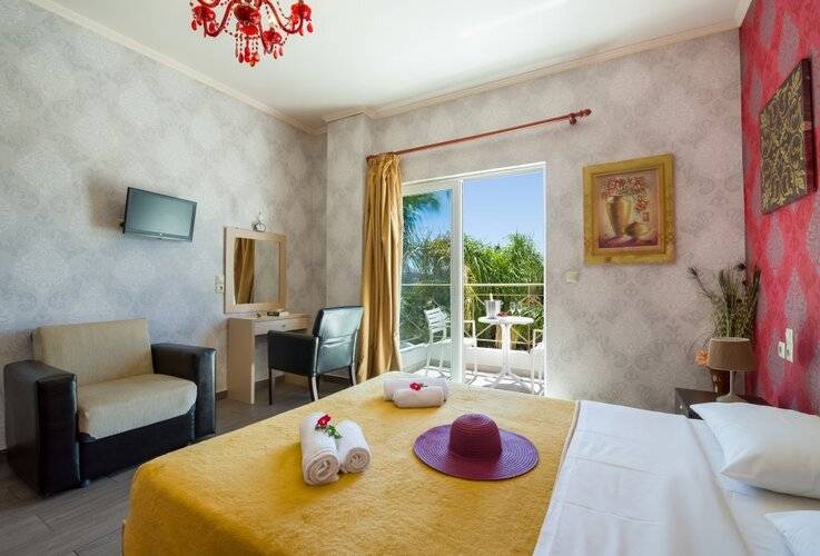 Отель Paradice Luxury Suites