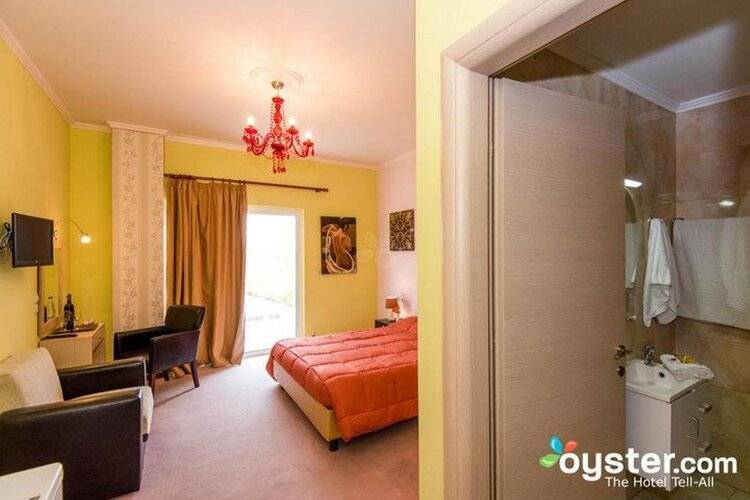 Отель Paradice Luxury Suites