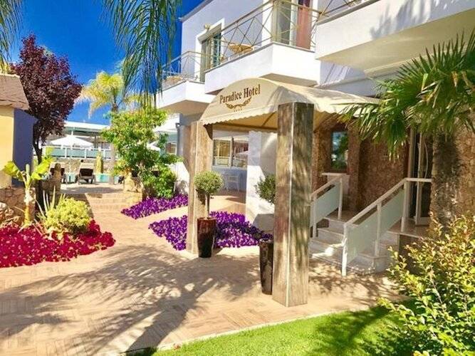 Отель Paradice Luxury Suites