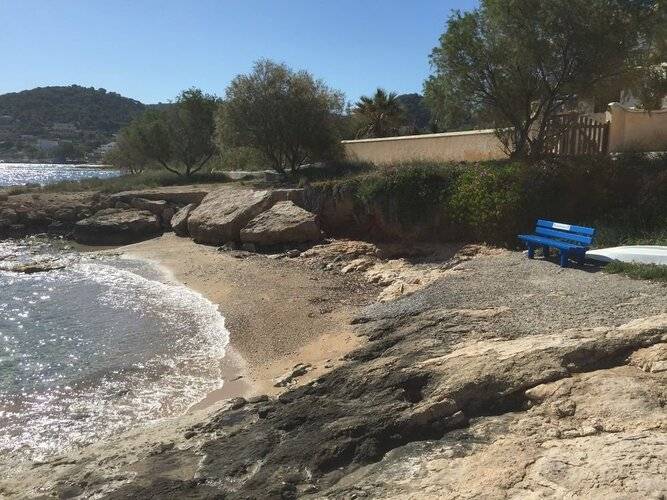 Blue Dolphin Studios & Apartment