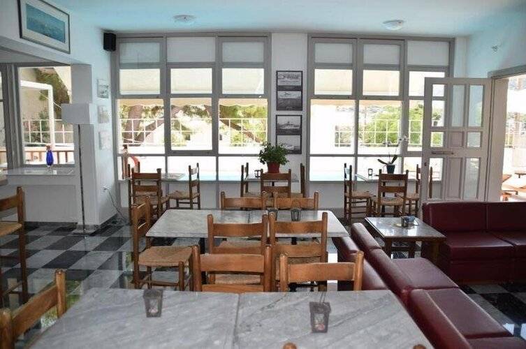 Erato Hotel