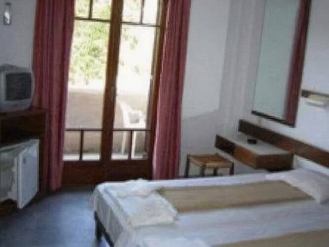 Erato Hotel