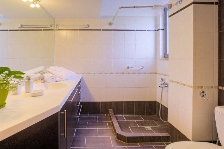 Marini Luxury Apartments And Suites