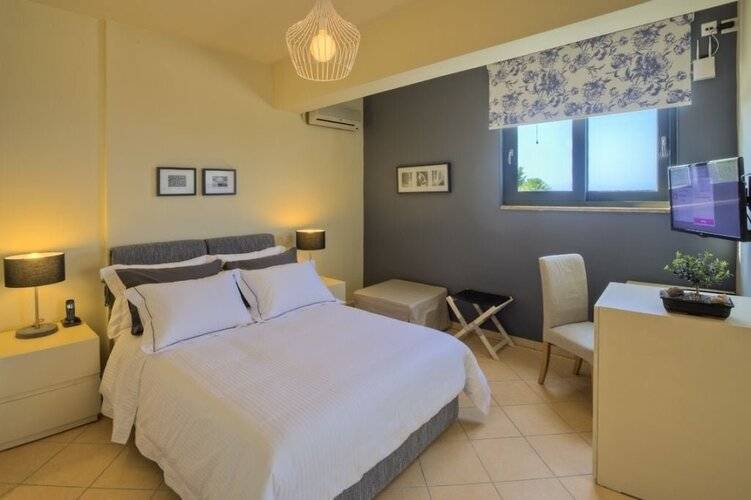 Marini Luxury Apartments And Suites