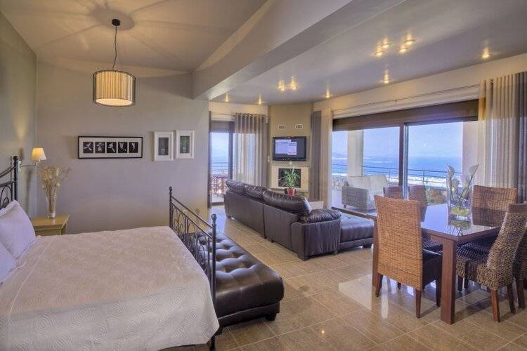 Marini Luxury Apartments And Suites