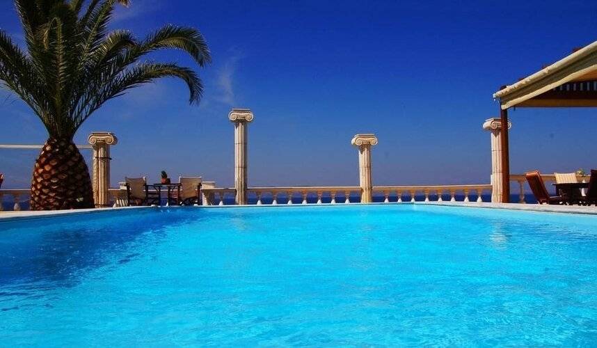 Mistral Apartments Aegina