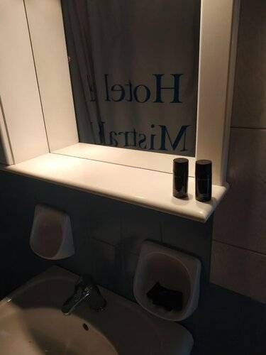 Mistral Apartments Aegina